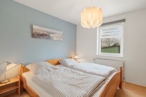 3 chambres, fer et planche à repasser, Wi-Fi gratuit, draps fournis