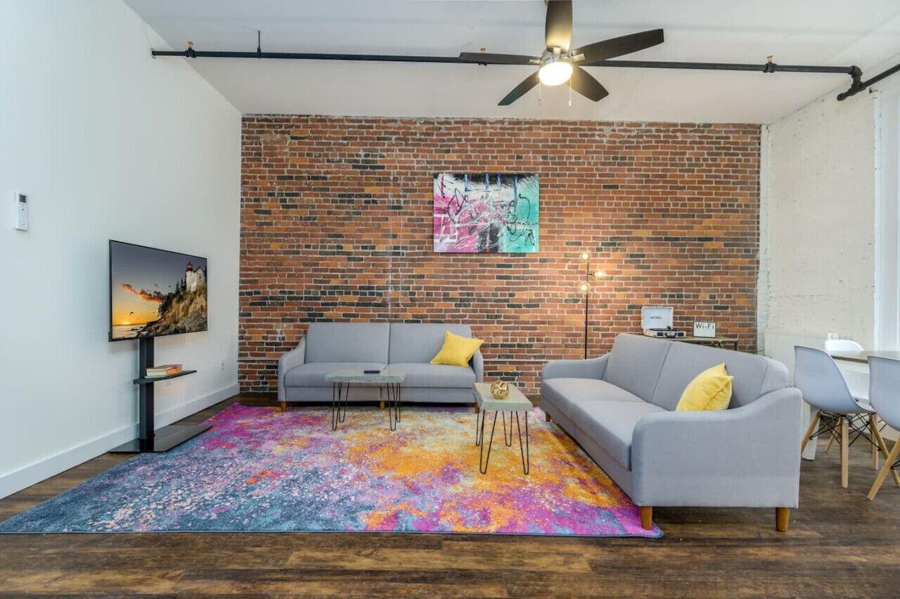 City Living: Stylish Apartment in Bangor