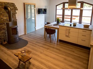 Dining - Apartment 'Maulbetsch' with Private Terrace, Private Garden and Wi-Fi (Alpirsbach)