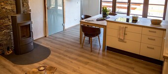 Apartment 'Maulbetsch' with Private Terrace, Private Garden and Wi-Fi