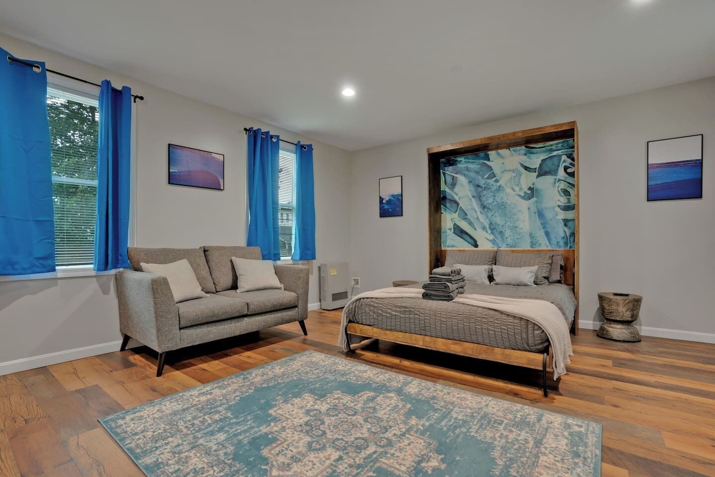 Stylish Studio Retreat | WiFi | Near Gorham Center