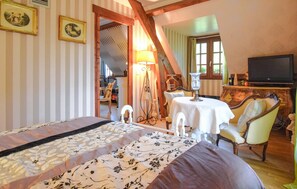 3 chambres, lit parapluie, Wi-Fi gratuit, draps fournis