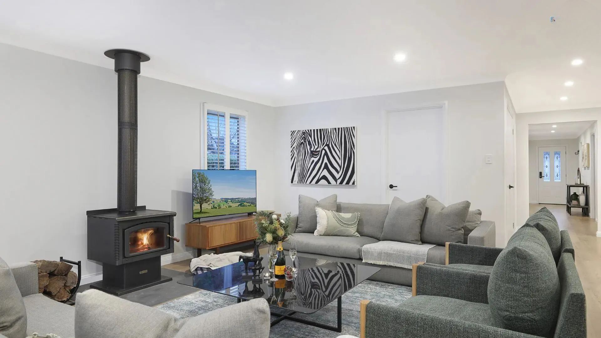 Smart TV, fireplace, video games