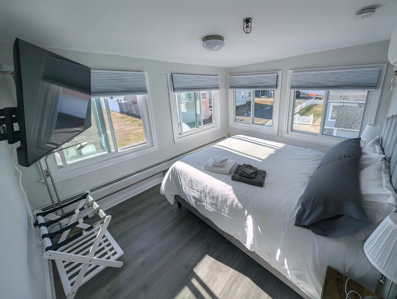 1 Schlafzimmer, Schreibtisch, Bügeleisen/Bügelbrett, Reisekinderbett