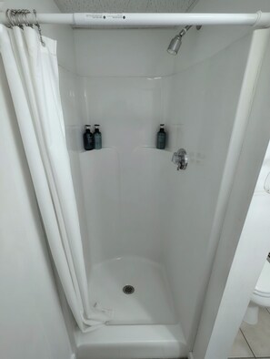 Hair dryer, towels - Freeboard at Soundview · Beach+Ocean+Sunrise (Old Lyme)