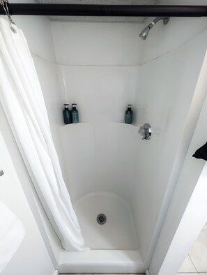 Hair dryer, towels - The Anchor at Soundview · Beach+Ocean+Sunrise (Old Lyme)