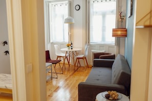 Living area - DOWNTOWN CHARMING by VACATIONY (Oporto)