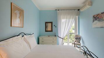 Huoneisto, näköala mäelle | 1 makuuhuone, kannettavalle tietokoneelle sopiva työtila