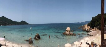 Villa in Languedoc with Pool near Historic Cities