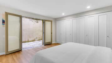 2 habitaciones, tabla de planchar con plancha, wifi y ropa de cama