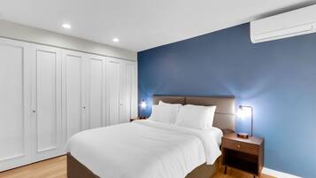 2 habitaciones, tabla de planchar con plancha, wifi y ropa de cama