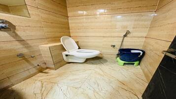 Deluxe Double Room, City View | Bathroom | Shower, free toiletries, towels, soap