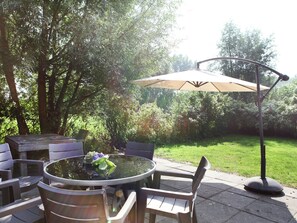 Outdoor dining - Farmhouse appartment in Eede (Eede)