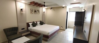 Kansone Hotel And Banquets