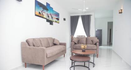 3 Bedroom Apartment in Colombo 06 - Near Shops, Dining & Attractions