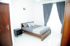 3 soverom, strykejern/-brett, wi-fi og sengetøy