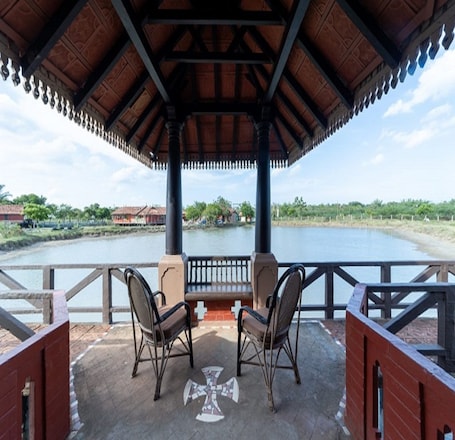 Superior Villa, Lake View | Living area. Velankanni Lake Resort