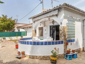 Outdoor dining - La Bahia by Interhome (L'Escala)