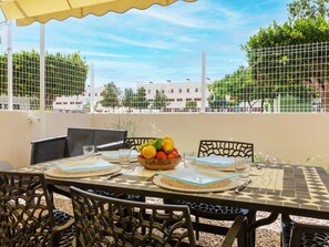 Outdoor dining - Detinsa by Interhome (Sant Jordi)