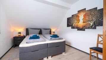 4 Schlafzimmer, Reisekinderbett, WLAN