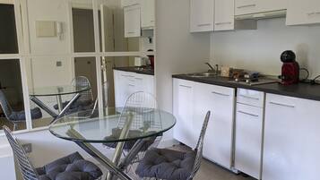 Fridge, microwave, coffee/tea maker, toaster