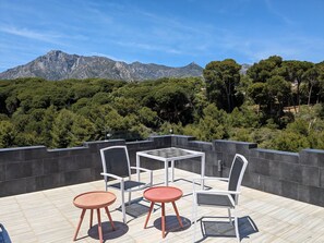 Outdoor dining - Apartment with terrace 3C (Marbella)