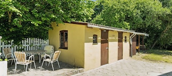 Old local house from 1904 with natural garden.