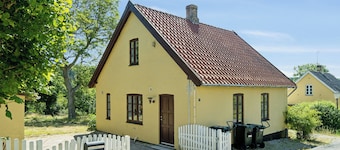 Old local house from 1904 with natural garden