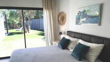 1 chambre, fer et planche à repasser, Wi-Fi, draps fournis