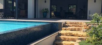 Villa L'hyppocampe, Room in villa with sea view.