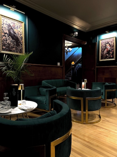 Tait House Boutique Hotel