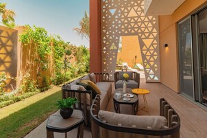 Three Bedroom Villa with Pool | Terrace/patio