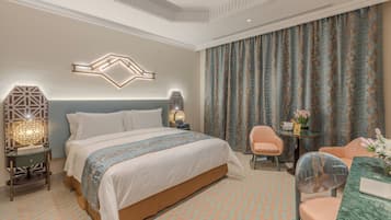 Bella | Gratis produkter i minibar, skrivbord och arbetsyta för laptop