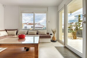 Smart-tv och eldstad