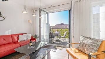 Fernseher, Stereoanlage