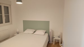 1 chambre, bureau, Wi-Fi, draps fournis