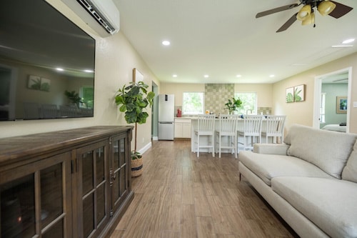 Historic Oviedo Charmer - Close to everything