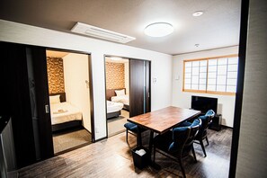 Family Room | Ruang tamu | Pendiangan 