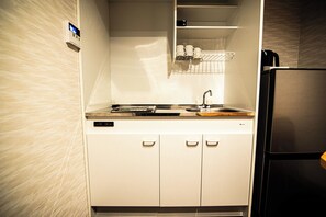 基本客房 | 私人廚房 | 爐台、鍋具/餐盤/廚房用品、冷凍庫