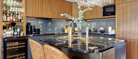 Bar (in der Unterkunft)