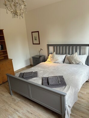 2 dormitorios, escritorio, cuna de viaje y wifi gratis