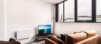 Comfortable 1BR Stay | Heart of Wrexham