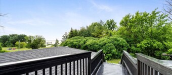 "Whitewater-The Genoa" on Oneida Lake/Sleeps 8!