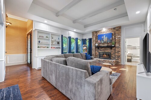 Peaceful Home w/ Pool & Hot Tub + Huge Gameroom