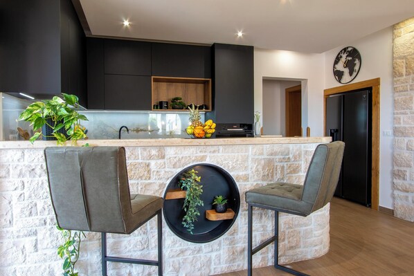 Apartment, 3 Bedrooms | Private kitchen | Fridge, oven, stovetop, coffee/tea maker - Apartment Mateo (Rovinj)