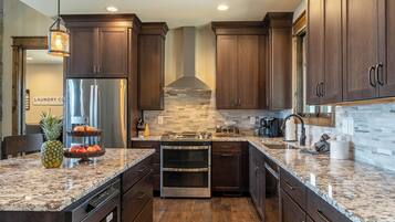 Cabin, Multiple Beds, Hot Tub, Mountain View (Grayling Lodge at Eagles Nest) | Private kitchen | Coffee/tea maker