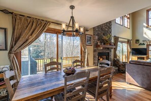 House, Multiple Beds, Patio, Mountain View (Fairway to Heaven) | Dining