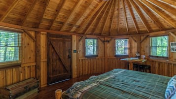Cabin, 1 King Bed, Patio, Mountain View (Boulder Pod: West Glow) | 1 bedroom, individually decorated, individually furnished, bed sheets