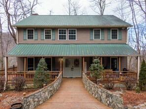 Exterior - Peaceful Wood Haven (Banner Elk)