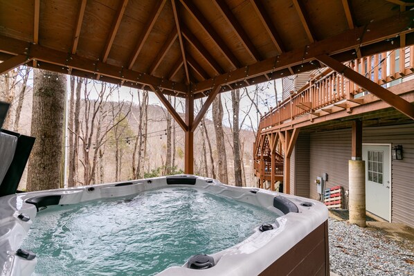 House, Multiple Beds, Patio, Mountain View (Peaceful Wood Haven) | Terrace/patio - Peaceful Wood Haven (Banner Elk)